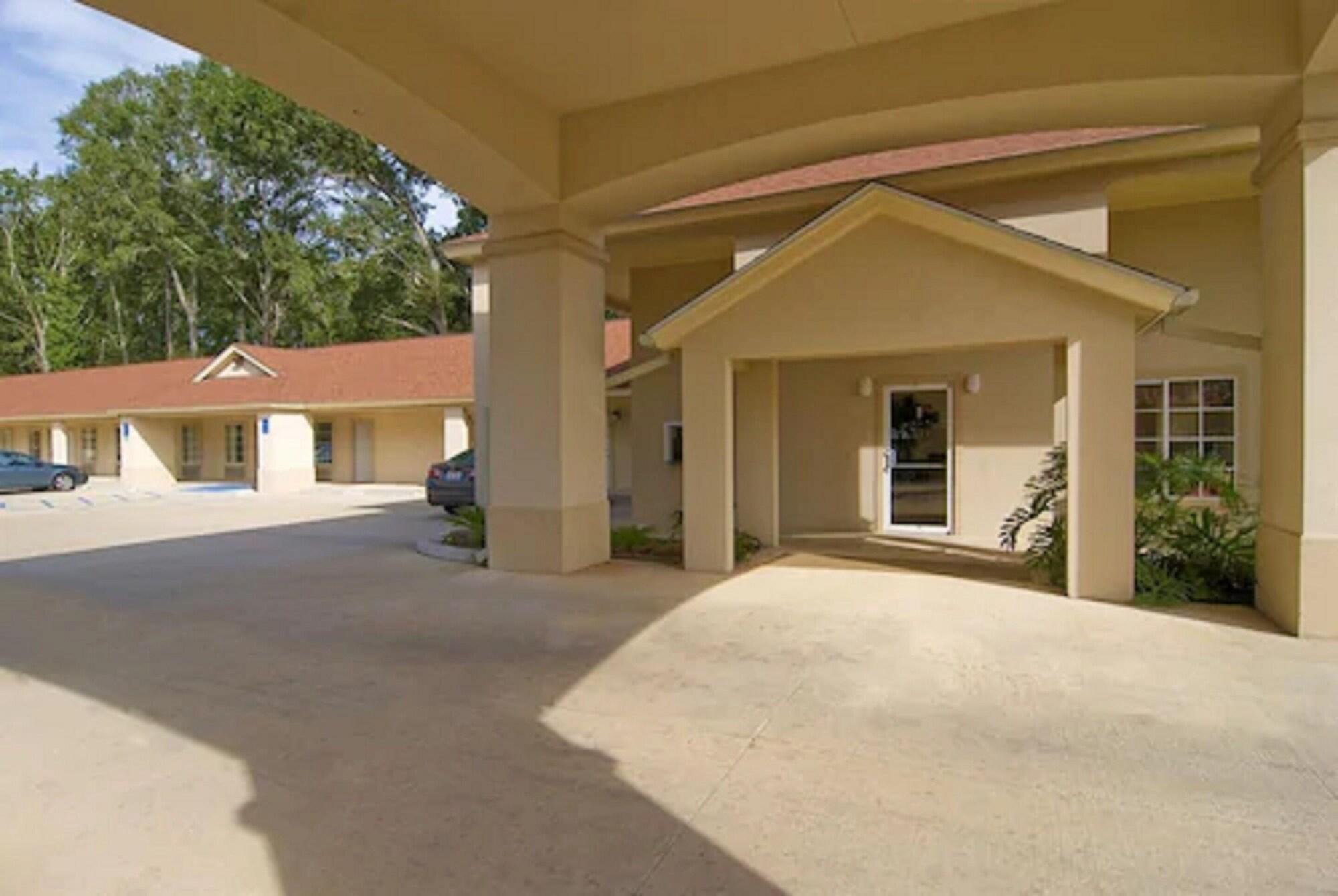 Americas Best Value Inn Deridder Bagian luar foto